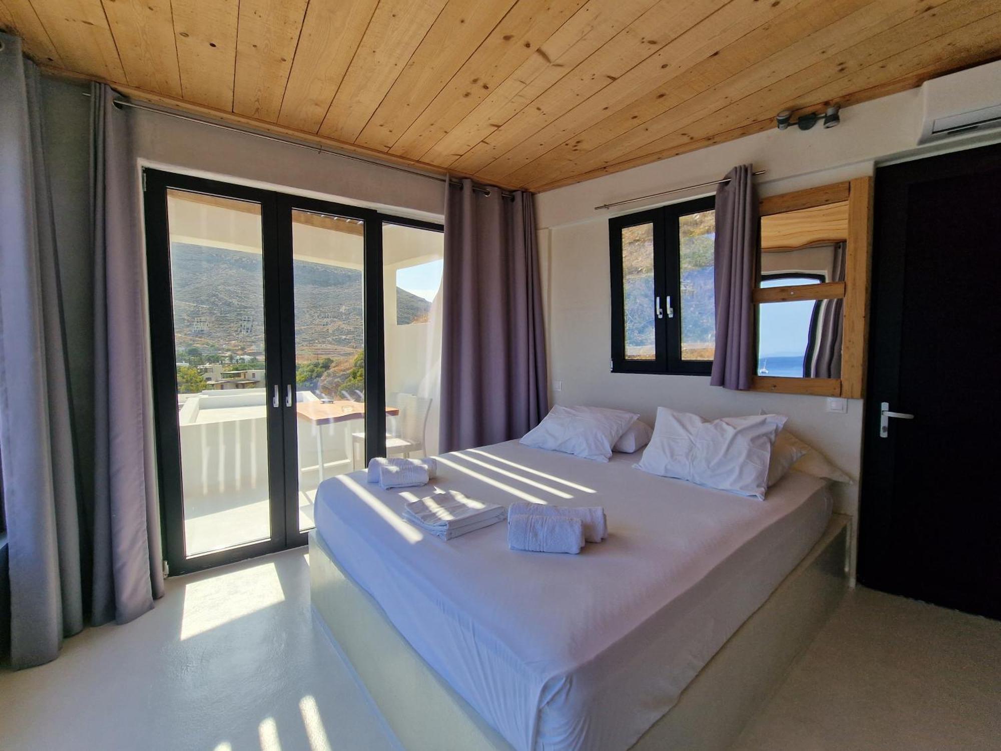 Spathi Beach Suites Kea ห้อง รูปภาพ