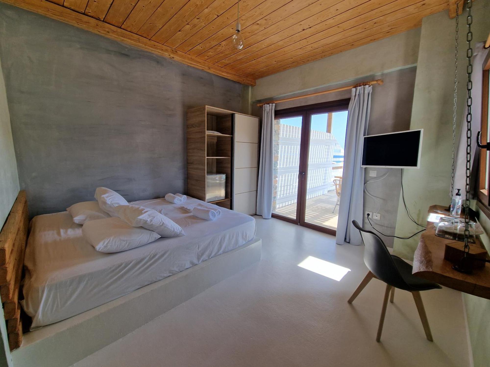 Spathi Beach Suites Kea ห้อง รูปภาพ